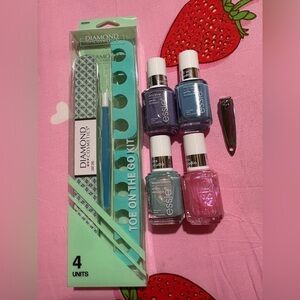 Diamond Cosmetics Toe On The Go Kit with Essie Nail Polishes - Pink & Blue Set